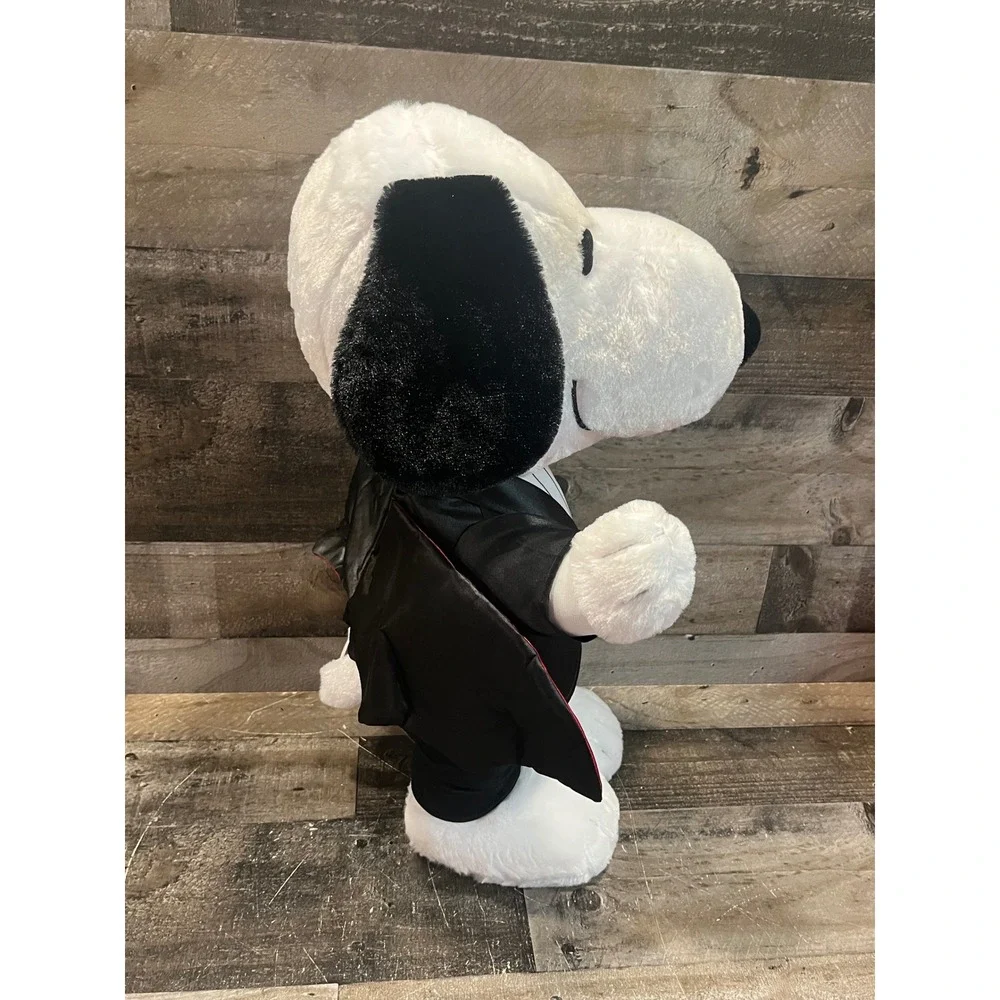 Peanuts Snoopy Vampire Dracula Halloween Plush 2019 Gemmy Door Greeter 21